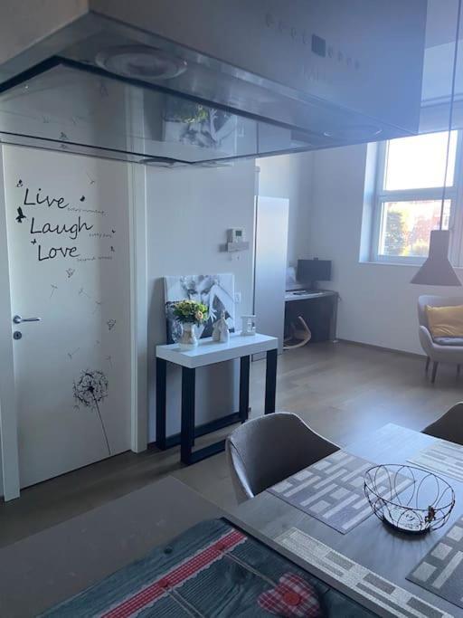 Bilocale - Smart Working Apartment Milan Bagian luar foto